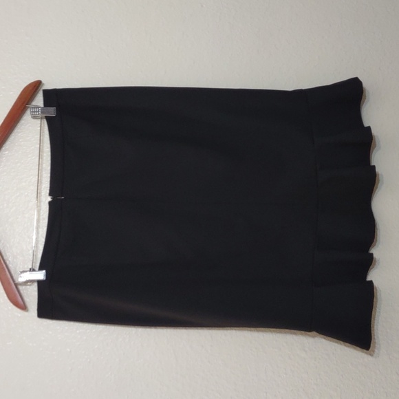 SLIGHTLY USED ANNE KLEIN KNEE LENGTH SKIRT SIZE 12 COLOR BLACK - Picture 4 of 10